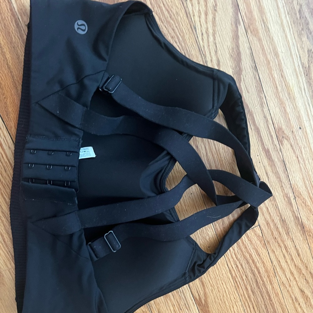 Womens lululemon bra worn once